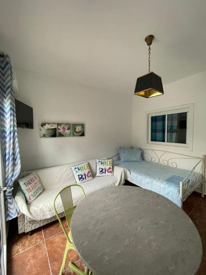 Maria Apartments Nea Karvali Exteriér fotografie