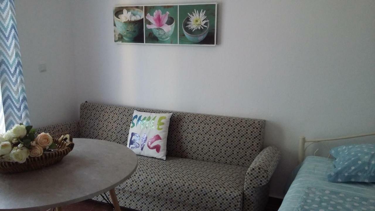 Maria Apartments Nea Karvali Exteriér fotografie