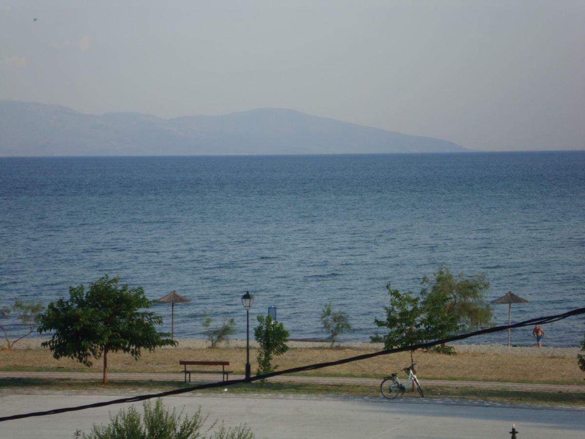 Maria Apartments Nea Karvali Exteriér fotografie