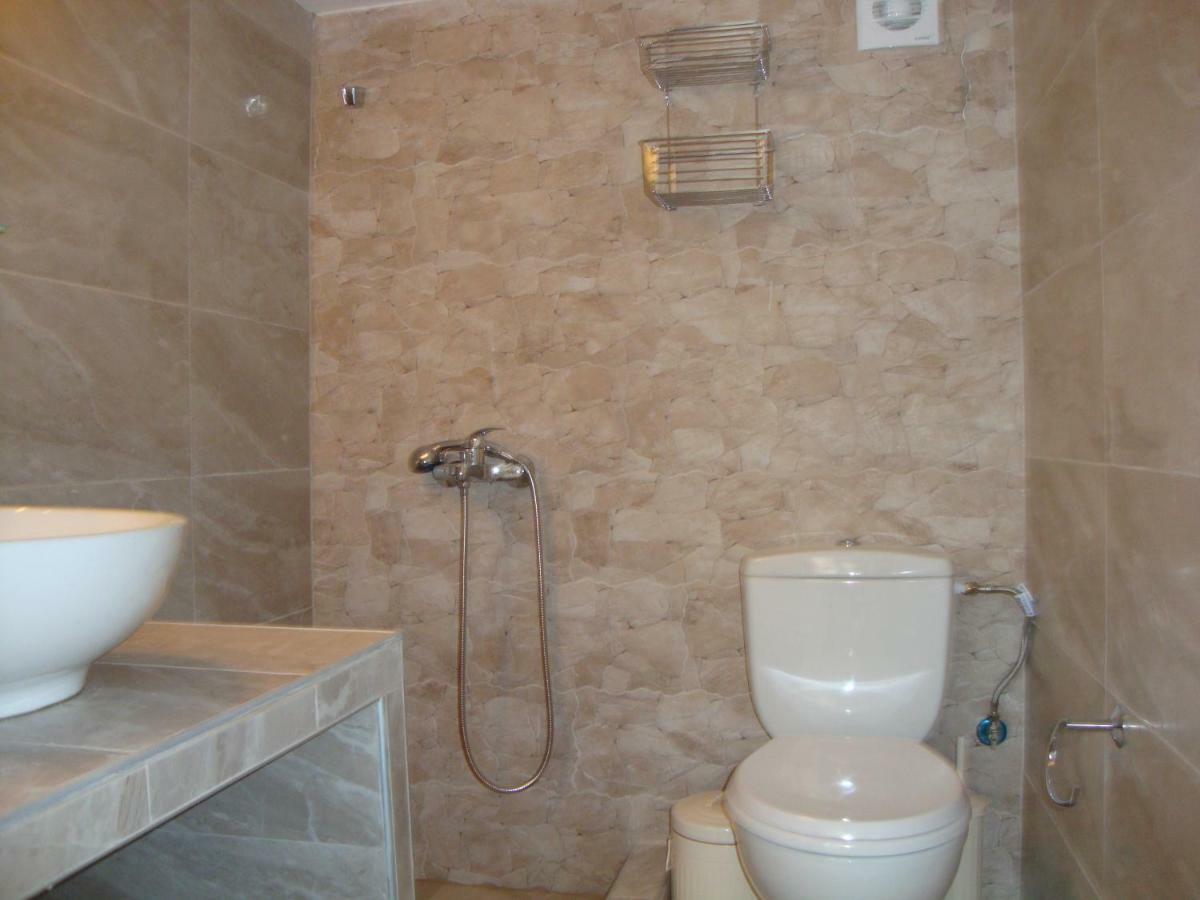 Maria Apartments Nea Karvali Exteriér fotografie
