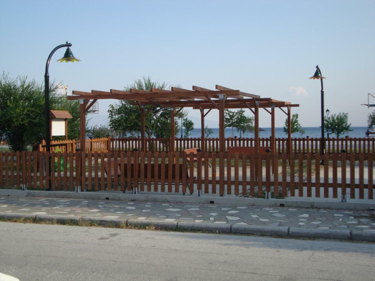 Maria Apartments Nea Karvali Exteriér fotografie
